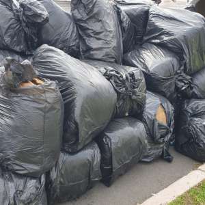 Aproximativ 9 tone de tutun vrac, descoperite ascunse printre varză şi peleţi în P.T.F. Giurgiu