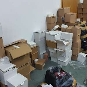 Bunuri ce pot aduce atingere dreptului de proprietate intelectuală, în valoare de peste 1.000.000 de lei, descoperite la P.T.F. Giurgiu