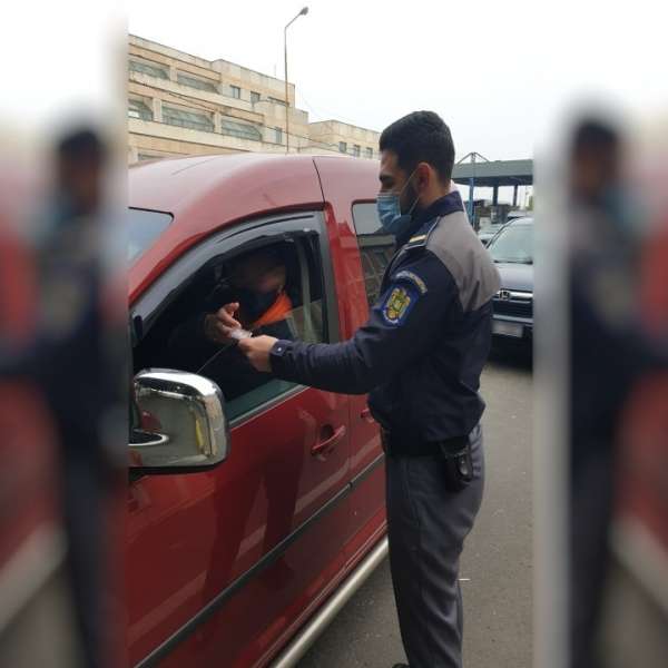 Viteza l-a lăsat fără permis de conducere, dar i-a adus o lucrare penală