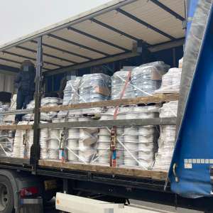 Unsprezece tineri din Afganistan, depistați ascunşi în două TIR-uri la PTF Nădlac II