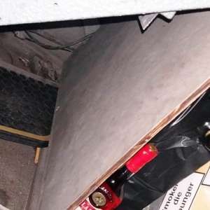 Țigări și băutură de contrabandă cu destinația vestul Europei, oprite de poliţiştii de frontieră