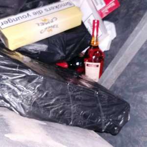 Țigări și băutură de contrabandă cu destinația vestul Europei, oprite de poliţiştii de frontieră