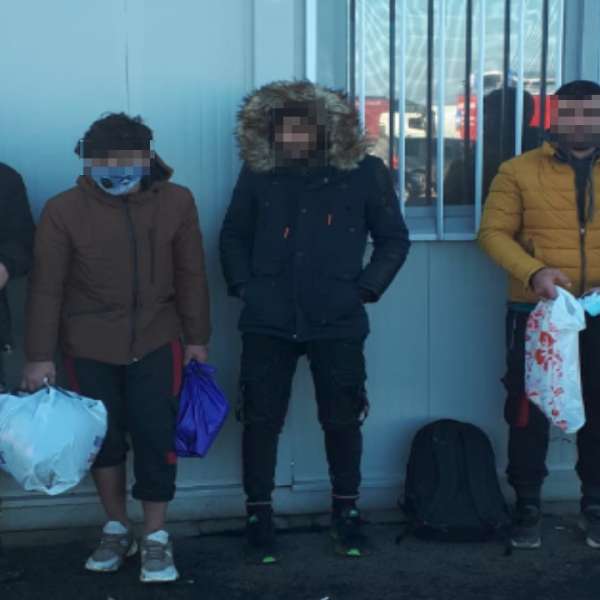 Grupuri de cetăţeni afgani depistate la P.T.F. Nădlac II