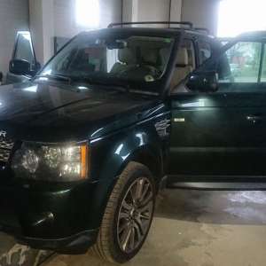 Autoturism furat din Italia, descoperit la P.T.F. Siret