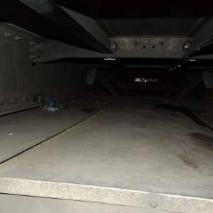 Cetățeni marocani și afgani, ascunși pe șasiul unor autovehicule, depistaţi la P.T.F. Calafat