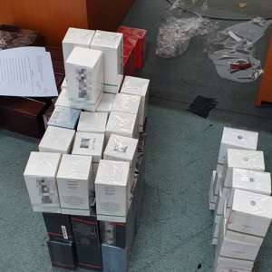 Peste 4.900 de bunuri susceptibile a fi contrafăcute, confiscate de polițiștii de frontieră din P.T.F. Giurgiu