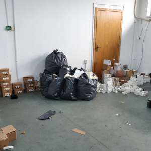 Peste 4.900 de bunuri susceptibile a fi contrafăcute, confiscate de polițiștii de frontieră din P.T.F. Giurgiu