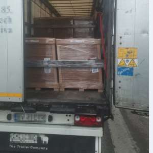 Treisprezece cetățeni din Irak și Afganistan, ascunşi în autovehicule, depistați de polițiștii de frontieră arădeni