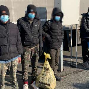 Şaptesprezece cetăţeni stăini, depistați la frontiera de vest în minivacanța de 1 decembrie