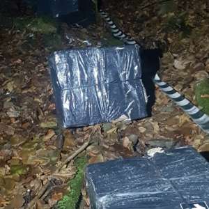 Țigări în valoare de 94.000 lei, confiscate de polițiștii de frontieră