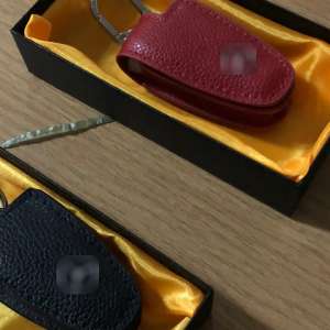 Aproximativ 9.000 de bunuri susceptibile a fi contrafăcute, a căror valoare depăşeşte 880.000 lei, confiscate în P.T.F. Giurgiu