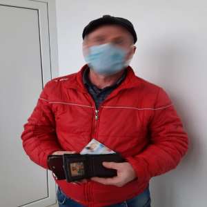 Fals de identitate cumpărat cu 50 de euro