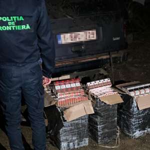 Ţigări în valoare de 222.000 lei, confiscate în urma unor acţiuni specifice desfăşurate de poliţiştii de frontieră din nordul ţării
