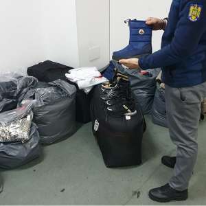 5.300 bunuri susceptibile a fi contrafăcute sau fără documente de proveniență, confiscate la P.T.F. Giurgiu în ultimele 48 de ore