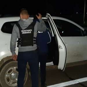 Autorul unui jaf armat căutat de autorităţile din România și Germania, depistat la Albiţa