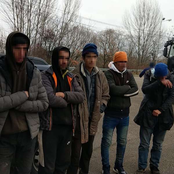 Cinci  afgani, opriţi din drumul ilegal  spre vestul Europei