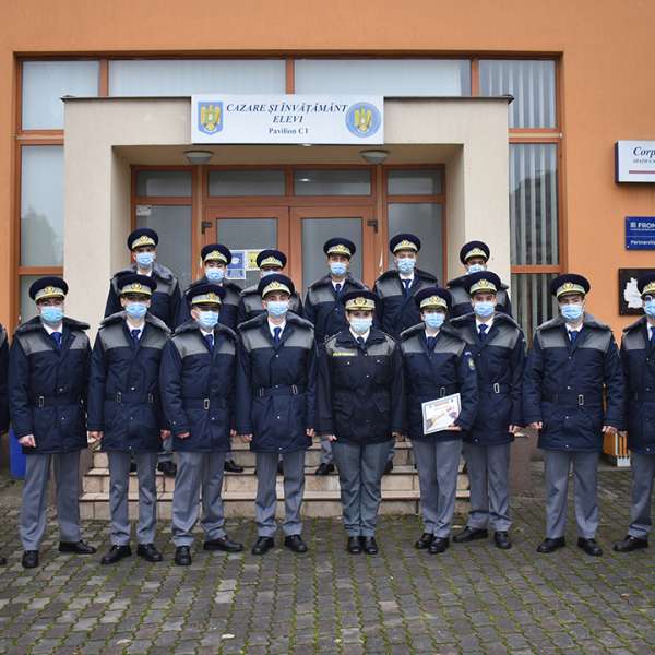 O nouă promoţie de absolvenţi se alătură structurilor Poliţiei de Frontieră