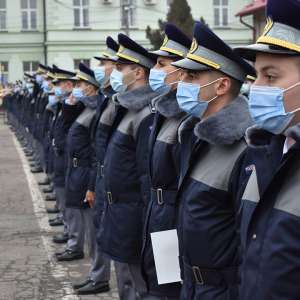 O nouă promoţie de absolvenţi se alătură structurilor Poliţiei de Frontieră