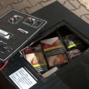 Țigări ascunse în boxe audio și pe corpul unui cetățean bulgar,  descoperite de poliţiştii de frontieră din P.T.F. Giurgiu