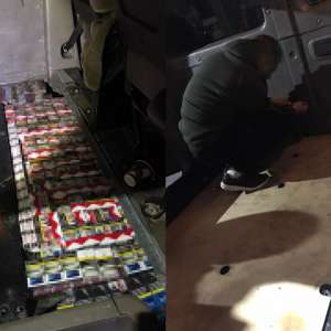 Pachete cu țigări ascunse în podeaua unui microbuz, descoperite de poliţiştii de frontieră în P.T.F. Giurgiu