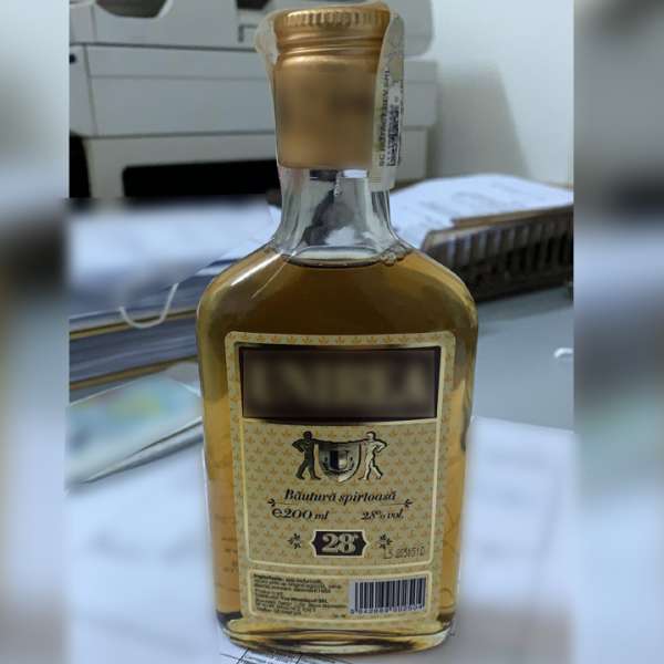 Camion încărcat cu peste 9.000 litri de alcool susceptibil a fi contrafăcut, descoperit la P.T.F. Giurgiu