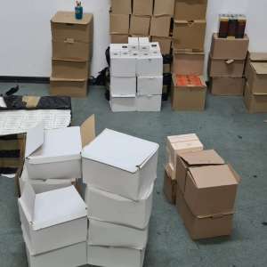 Produse de parfumerie susceptibile a fi contrafăcute, a căror valoare depăşeşte 233.000 lei, descoperite în P.T.F. Giurgiu