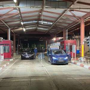 Cu permisul fals la controlul de frontieră, susţinând că este autentic