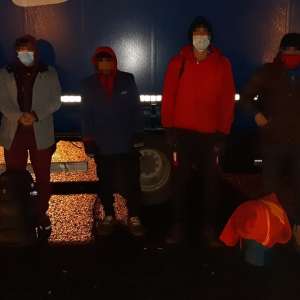 42 de cetăţeni din Afganistan și Pakistan, ascunşi în opt automarfare, depistați de poliţiştii de frontieră arădeni