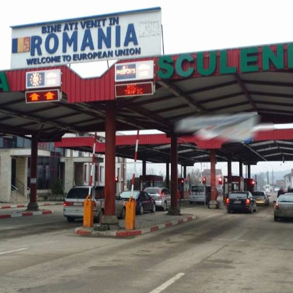 În drum spre Germania cu un document fals