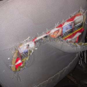 Pachete cu țigări ascunse în scaunele și bancheta unui autoturism, descoperite de poliţiştii de frontieră în P.T.F. Giurgiu