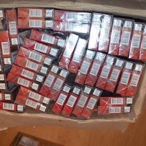 Țigări în valoare de aproximativ 82.000 lei, confiscate la frontiera de nord