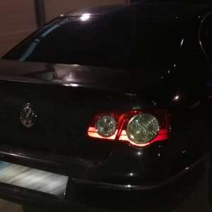 Doi bărbaţi depistaţi în timp ce furau cablu de comunicaţii