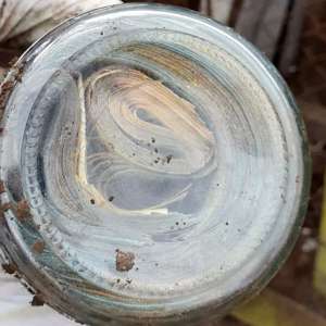 Zeci de borcane cu icre, unelte de pescuit şi motorină descoperite de poliţiştii de frontieră constănţeni