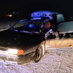 Tânăr depistat la volan deşi nu mai avea acest drept