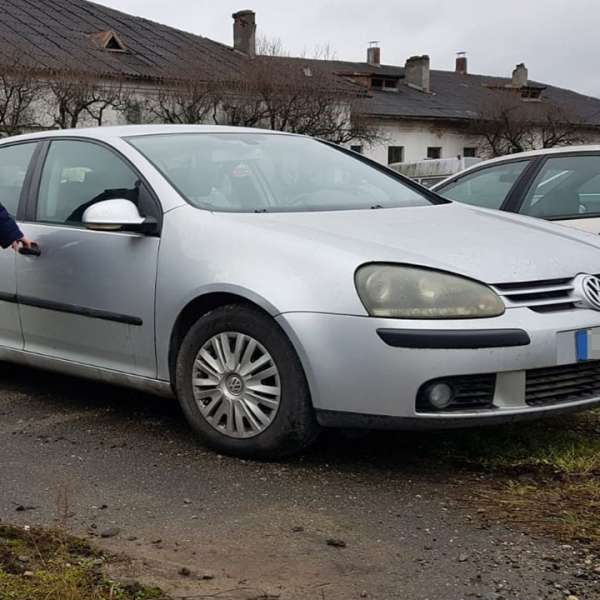 Autoturism semnalat furat din Italia, descoperit de polițiștii de frontieră în Sighetu Marmației