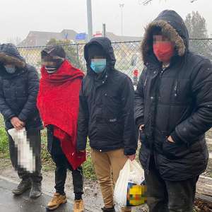 43 de cetăţeni din Afganistan, Eritreea, Turcia, Irak şi Pakistan depistați de poliţiştii de frontieră arădeni și bihoreni