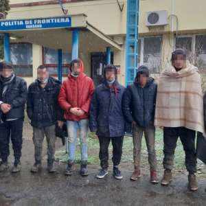 43 de cetăţeni din Afganistan, Eritreea, Turcia, Irak şi Pakistan depistați de poliţiştii de frontieră arădeni și bihoreni