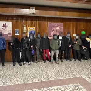 38 de cetăţeni din Afganistan şi Pakistan depistați la graniţa cu Ungaria