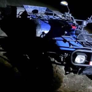 ATV neînregistrat, condus de un tânăr pieton, descoperit în trafic