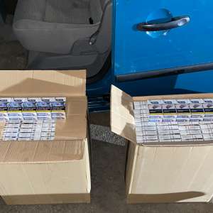 Autoturism cu țigări depistat în trafic de poliţiştii de frontieră sătmăreni