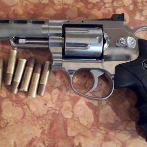 Grup infracţional organizat format din cetăţeni români şi indieni destructurat