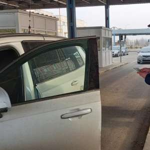 Autovehicul căutat de autoritățile spaniole, descoperit la frontiera de est