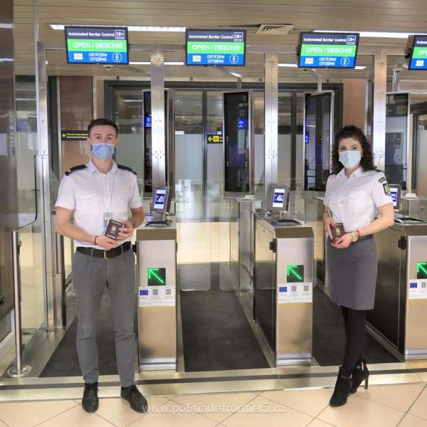 Automatic system for verifying travel documents, implemented at Henri Coandă Airport Border Crossing Point