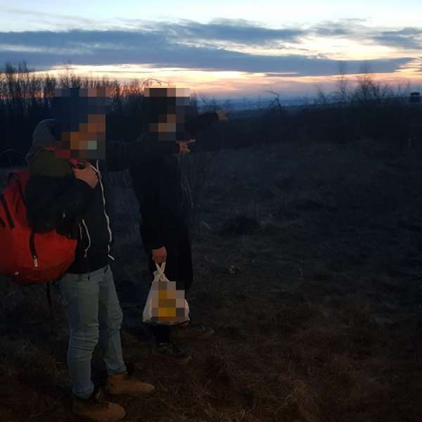 Cetăţeni afgani reţinuţi la frontieră