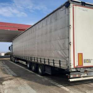 Ansamblu rutier cu documente false oprit din drumul spre R. Moldova