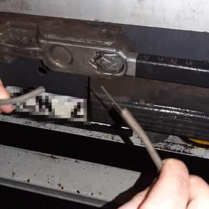 46 de cetăţeni din Afganistan și Iran, ascunşi în nouă automarfare,  depistaţi la Nădlac