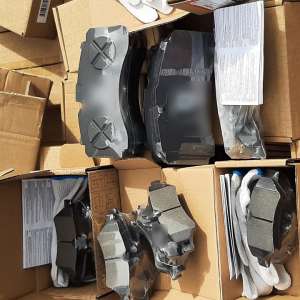 Accesorii auto transportate cu acte nereale, descoperite în Portul Constanța