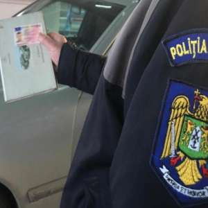 Permis de conducere fals descoperit la controlul de frontieră