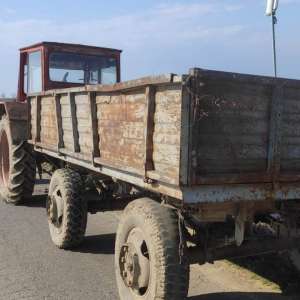 Brăilean cu permis de conducere necorespunzător, depistat la volanul unui tractor