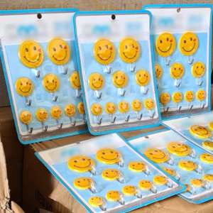 Bunuri contrafăcute în valoare de peste 760.000 lei, depistate în Portul Constanța